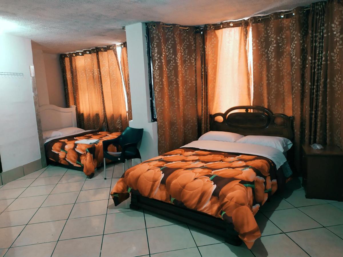 Hostal Ajavi Del Sur Кито Экстерьер фото