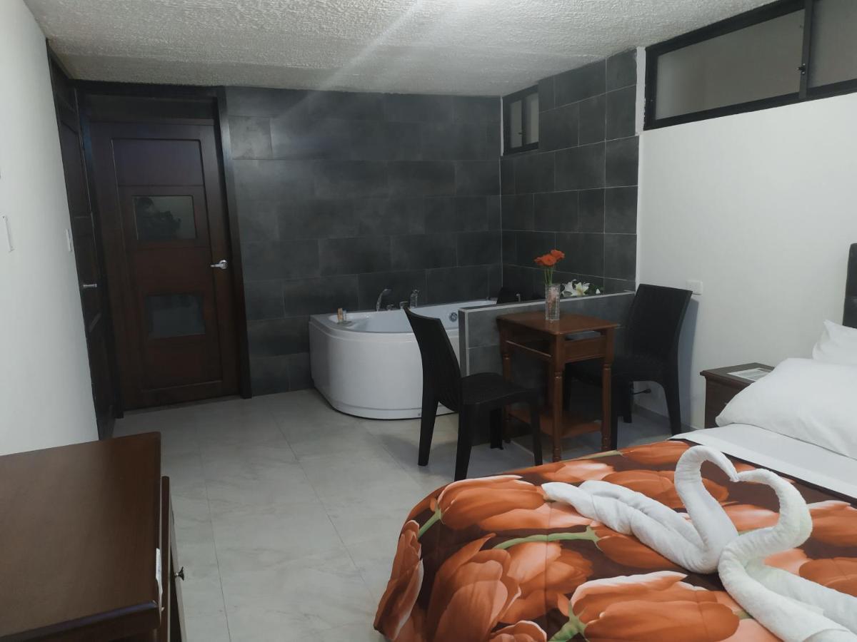 Hostal Ajavi Del Sur Кито Экстерьер фото